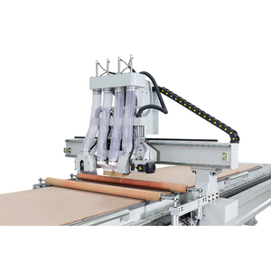 Machine de fraisage CNC JUNDE pour le travail du bois et le traitement de l'aluminium avec une haute précision et un fonctionnement efficace - Product Image 2