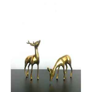 Sculpture de renne en laiton faite à la main pour la décoration de Noël de table-Design moderne Inde - Product Image 5