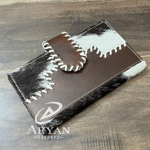 กระเป๋าสตางค์หนังวัวสองพับสำหรับผู้หญิงกระเป๋าใส่บัตรเครดิตหนังแท้ความจุขนาดใหญ่ดีไซน์ทันสมัยออกแบบได้ตามต้องการ - Product Image 1