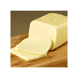 Queso Havarti con infusión de hierbas con eneldo, una delicia cremosa, fresca y aromática - Product Image 1