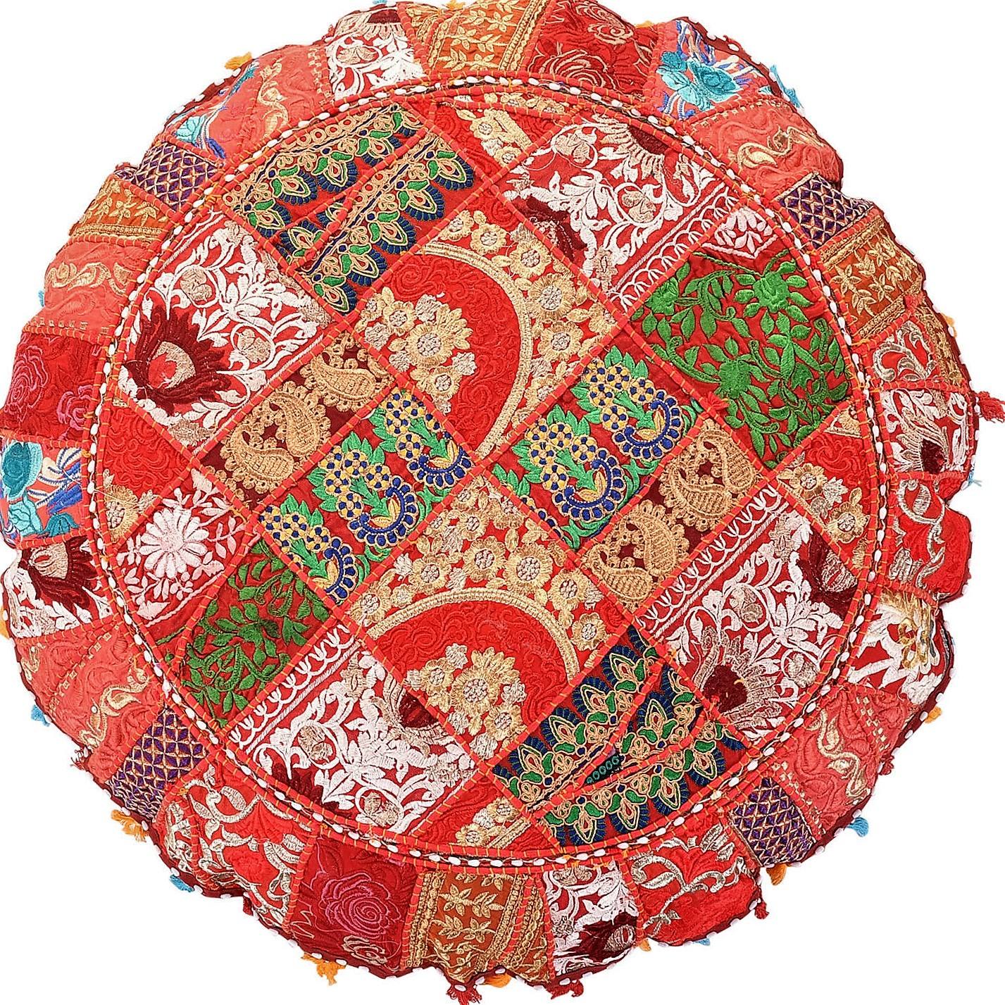 Comme montrent dans l'image