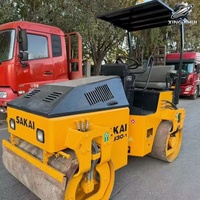 Compacteur vibrant à double tambour Sakai SW330 d'occasion, poids de travail 2,95 tonnes, moteur diesel, d'origine japonaise, petit modèle