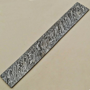 Matériaux en acier Damas OEM personnalisés, 12 pouces x 2 pouces x 4 mm, de qualité supérieure et durables, en billettes droites et en acier à motifs - Product Image 3