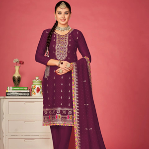 Nuevo Traje Pakistaní Blooming Vichitra con Bordado y Diamantes Servoswaki con Dupatta para Venta al por Mayor - Product Image 3