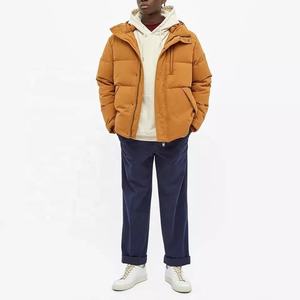 Doudoune d'hiver matelassée surdimensionnée en coton pour hommes manteau décontracté avec logo personnalisé imprimé pour hommes - Product Image 4