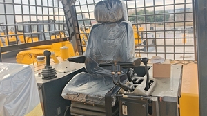 Новый гусеничный бульдозер <span class=keywords><strong>Liugong</strong></span> B230 2026 года с высокопроизводительным двигателем и высоким моментом нагрузки. Доступны другие модели для предзаказа. - Product Image 4