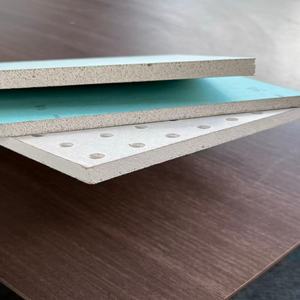 Placa de Gesso Padrão Comum com Espessura de 7-12 Milímetros, Fabricada em Yinan, China para Escolas - Product Image 1