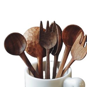 Ensemble de couverts en bois de teck avec design martelé, parfait pour les repas de mariage élégants et les ustensiles de cuisine, prix de gros - Product Image 1