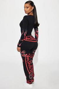 Ropa de primavera y otoño de dos piezas con serigrafía transpirable ajustada camisa de manga completa y pantalones de chándal sueltos estampados para mujer - Product Image 4