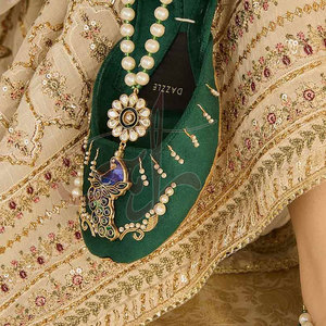 Calzado Khussa para Mujer de Alta Calidad, Antideslizante, con Estampado Personalizado, Color y Talla a Medida, Suela de Cuero Genuino y Parte Superior de Terciopelo - Product Image 6