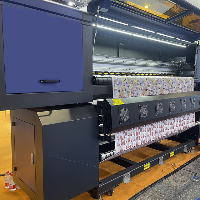 Digital Sublimation Printer 1.9m Large Format 15 Head Clothes Printing Machine