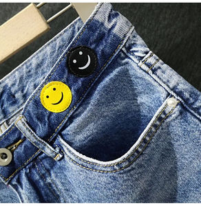 Pantalones cortos personalizados destruidos de verano para mujer - Product Image 3