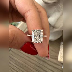 Anillo de Diamante de Laboratorio con Corte Cojín de 3.00 Quilates, VVS2 VVS1, para Compromiso, para Ella, Precio de Fábrica, Proveedor Mayorista - Product Image 4