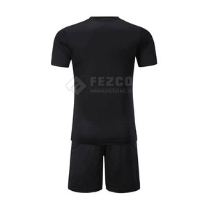 Ensemble d'uniformes de football d'été OEM respirant à manches courtes, nouveau design avec découpe automatisée, vêtements d'entraînement de haute qualité - Product Image 2