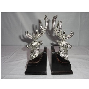 Escultura de aluminio plateado con diseño de caballo para decoración de sujetalibros Escultura de aluminio de mesa para decoración de oficina - Product Image 3