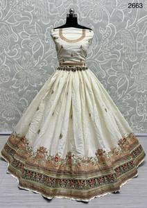 Diseñador Pure Bandhej Dupatta Par con Gadhwal seda Lehenga y blusa - Product Image 4
