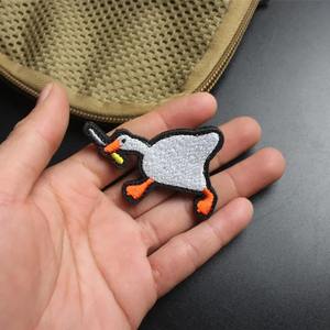 Parches de logotipo suave de diseño personalizado 2024, ropa con forma de flor de PVC 3D, prendas, sombreros, apliques de parche universitario, principalmente Material de tela - Product Image 3