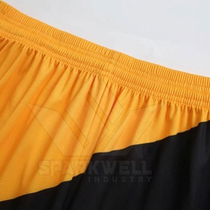 Uniforme de Baloncesto Exclusivo para Hombre, Conjunto Completo con Camiseta y Pantalones Cortos Transpirables, Ropa Deportiva Ligera y Duradera, Perfecta para Adultos - Product Image 3