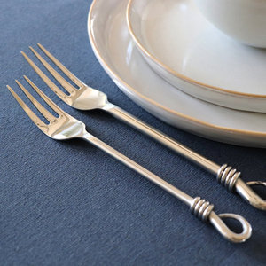 Exigente juego de cubiertos de acero inoxidable pulido con espejo, aspecto duradero y Premium para utensilios de cocina para el hogar y el hotel y otros eventos - Product Image 6