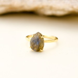 Anillo de Labradorita Natural, Elegante, Ajustable, con Incrustaciones, Piedra Preciosa con Destello Azul, Plata 925, Oro de 14K - Product Image 4