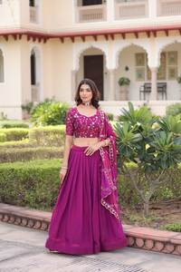 Lehenga Choli de Diseño Moderno con Bordado de Alta Demanda para Fiestas, para Mujer, de Proveedor Indio - Product Image 5