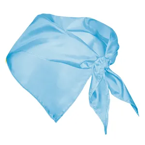 Sciarpa Triangolare Personalizzata Perry per Regali Promozionali e Aziendali - Product Image 5