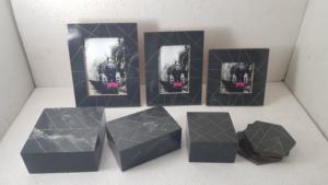 Marco de fotos de nuevo diseño Marco de resina de hueso de madera de mango Aspecto increíble para el hogar Hotel Oficina Mejor calidad Mayorista DE LA India - Product Image 2