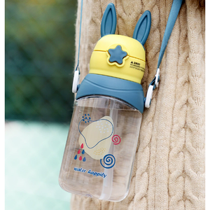 Botella de agua SilverJet con pajita de plástico y tapa abatible de 500 ml para actividades al aire libre, regalo para el regreso a clases - Product Image 4