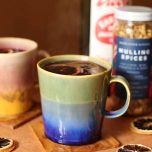 แก้วกาแฟเซรามิกไล่สีหลากสี ผิวเงา ทนทาน จับถนัดมือ เหมาะสำหรับชา กาแฟ ใช้ในบ้าน สำนักงาน หรือเป็นของขวัญ - Product Image 1