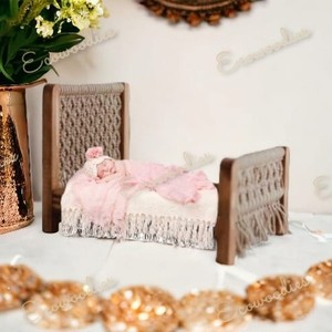 Accesorios de Fotografía para Recién Nacidos, Cama de Madera y Cuna para Muñecas, Diseño Rústico Ecológico para Sesiones de Fotos en Interiores y Exteriores - Product Image 3