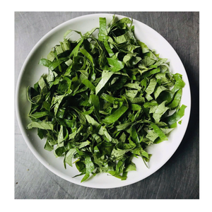 Hojas de mandioca picadas congeladas de primera calidad Hojas de mandioca picadas congeladas de Vietnam para uso culinario en platos tradicionales en todo el mundo - Product Image 2