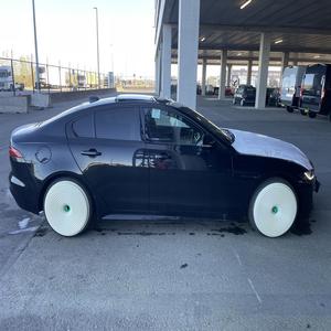 Buena Oferta Jaguar XE P250 Edición Limitada 2022 Usado, Volante a la Derecha, Tracción Trasera, Motor Turbo de Gasolina de 2.0L y 8 Velocidades con 250 CV, Francia - Product Image 1