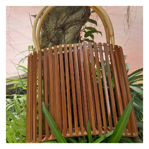 Sac en bambou, écologique et chic, léger et solide, ajoute un charme d'été unique à n'importe quelle tenue, idéal pour des vacances décontractées - Product Image 6