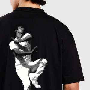 Camiseta Deportiva Champion Basic Negra, 100% Algodón Jersey 240g, con Características de Compresión, Bordado Personalizado y Serigrafía - Product Image 5