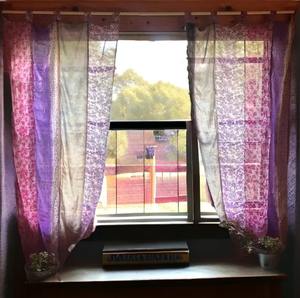 Rideau de porte et de fenêtre en tissu sari vintage indien en soie, style moderne, patchwork, couleur, pour la maison, habillage de porte et de fenêtre - Product Image 4