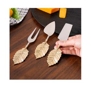 2025 Vendedor de tendencias Personalizar llegada Juego de cubiertos de acero con espejo personalizado con cubiertos hechos a mano con acabado pulido sólido - Product Image 2