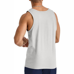Camiseta sin mangas de gimnasio para hombre superventas, diseño OEM con decoración de estampado de algodón de alta calidad, ropa informal transpirable de talla grande Pakistán - Product Image 2