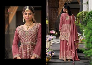 Salwar kameez จากดีไซเนอร์จาก Chinon หนักพร้อมด้วยการปักที่ดีชุดหรูหรามีสไตล์สำหรับงานแต่งงานและงานเฉลิมฉลอง - Product Image 4