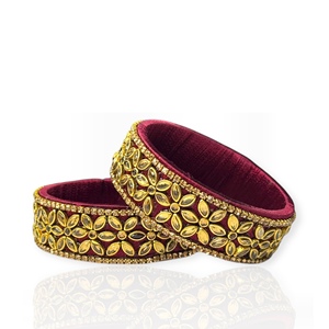 Ensemble de bracelets en métal de haute qualité avec un design de fil, bordure de perles tendance, plaqué or, pour mariage, vêtements de fête, prix de gros - Product Image 1