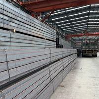 Poutre en acier universelle de qualité supérieure en acier au carbone laminé à chaud, section en I pour la construction de centrales électriques et la fabrication de structures en acier