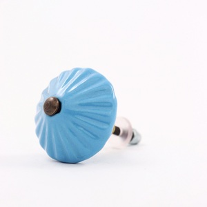 Nouveau design de boutons d'armoires de cuisine en céramique de 4.44 cm, couleur turquoise unie, poignées de porte d'armoire et de tiroir, vente en gros CK-1729 - Product Image 4