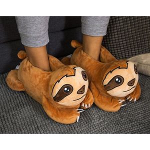 SLOFFIES Pantoufles en peluche douces taille unique pour adultes, pantoufles chaudes d'extérieur à bout fermé avec semelle intérieure en PVC antidérapante - Product Image 5