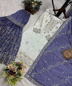 เสื้อชิโน่ลำดับแฟนซีเสื้อทำงาน sharara กับ dupatta ชุดปาร์ตี้ขายส่งราคาเสื้อผ้าชาติพันธุ์ลาเวนเดอร์ปากีสถาน - Product Image 4