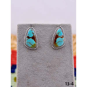 Artisanat du Sud-Ouest # 8 boucles d'oreilles clous en turquoise et argent sterling, forme goutte d'eau avec serti clos, style poussoir - Product Image 1