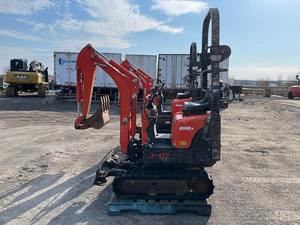 Mini-pelle hydraulique compacte Kubota U25S de 25 tonnes pour la construction, l'aménagement paysager et le terrassement. - Product Image 5