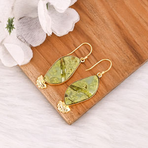 Pendientes de Ópalo Verde Estilo Boho, Recién Llegados, Pendientes Colgantes de Latón Chapado en Oro, Gran Venta, Regalos de Joyería para Mujer - Product Image 3