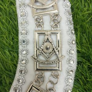 Collar de cadena de metal Masonic Regalia PAST MASTER DELUXE respaldo BLANCO - Product Image 6