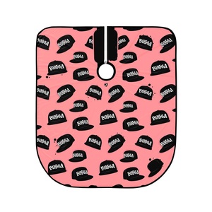 Cape de barbier professionnelle 8-Bit Candy Hearts PRO – Conception rétro amusante, imperméable, logo personnalisé, polyester confortable - Product Image 6