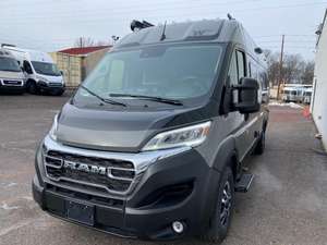 PROMO NOUVEAU 2025 Winnebago Travato 59G prêt à la vente - Product Image 5