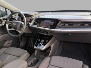 Audi Q4 e-tron 2023, SUV compact de luxe entièrement électrique, best-seller, pack technologique 55 kWh, très demandé, avec garantie. - Product Image 3